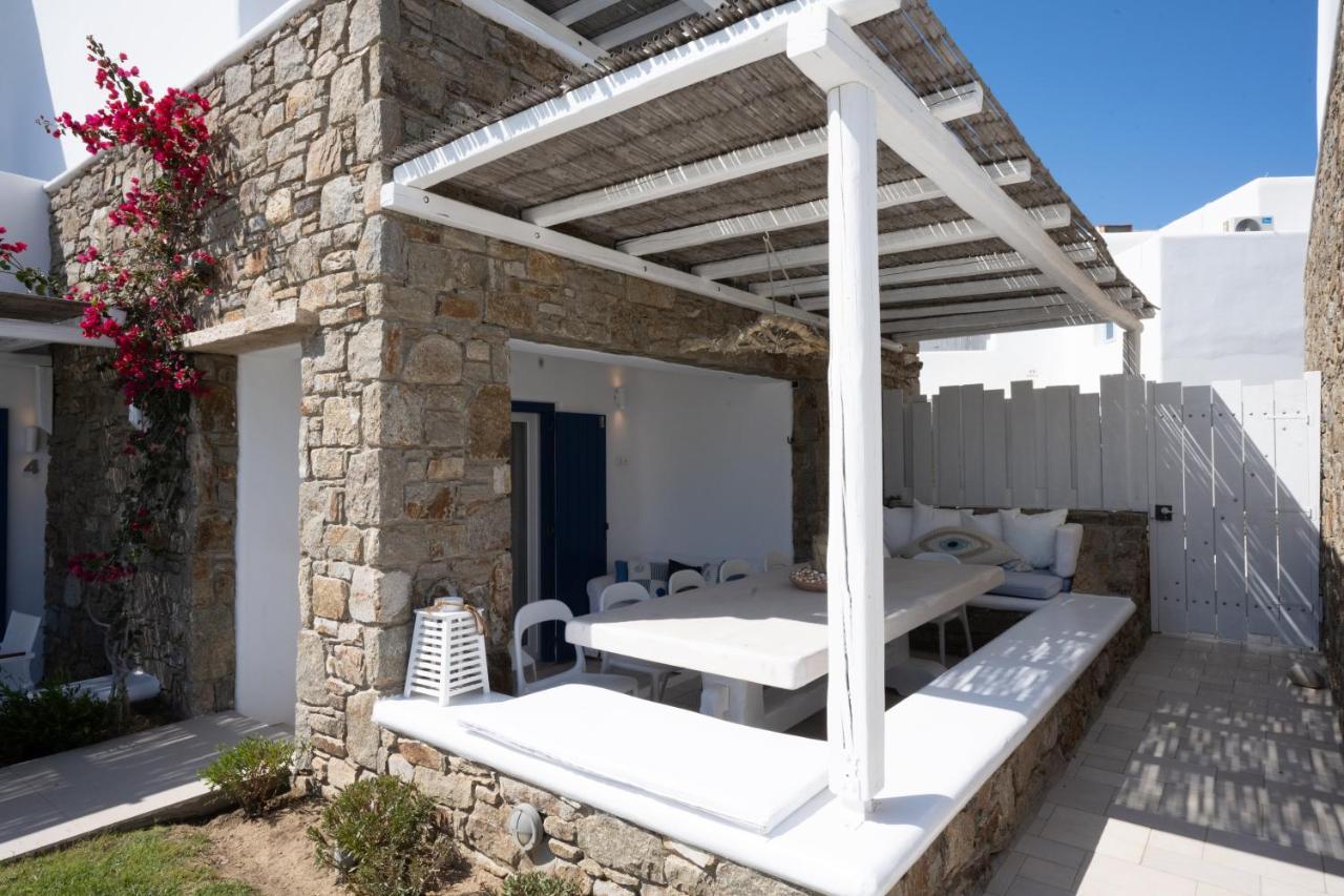 Blue, White And Grey Suites Ornos  Extérieur photo