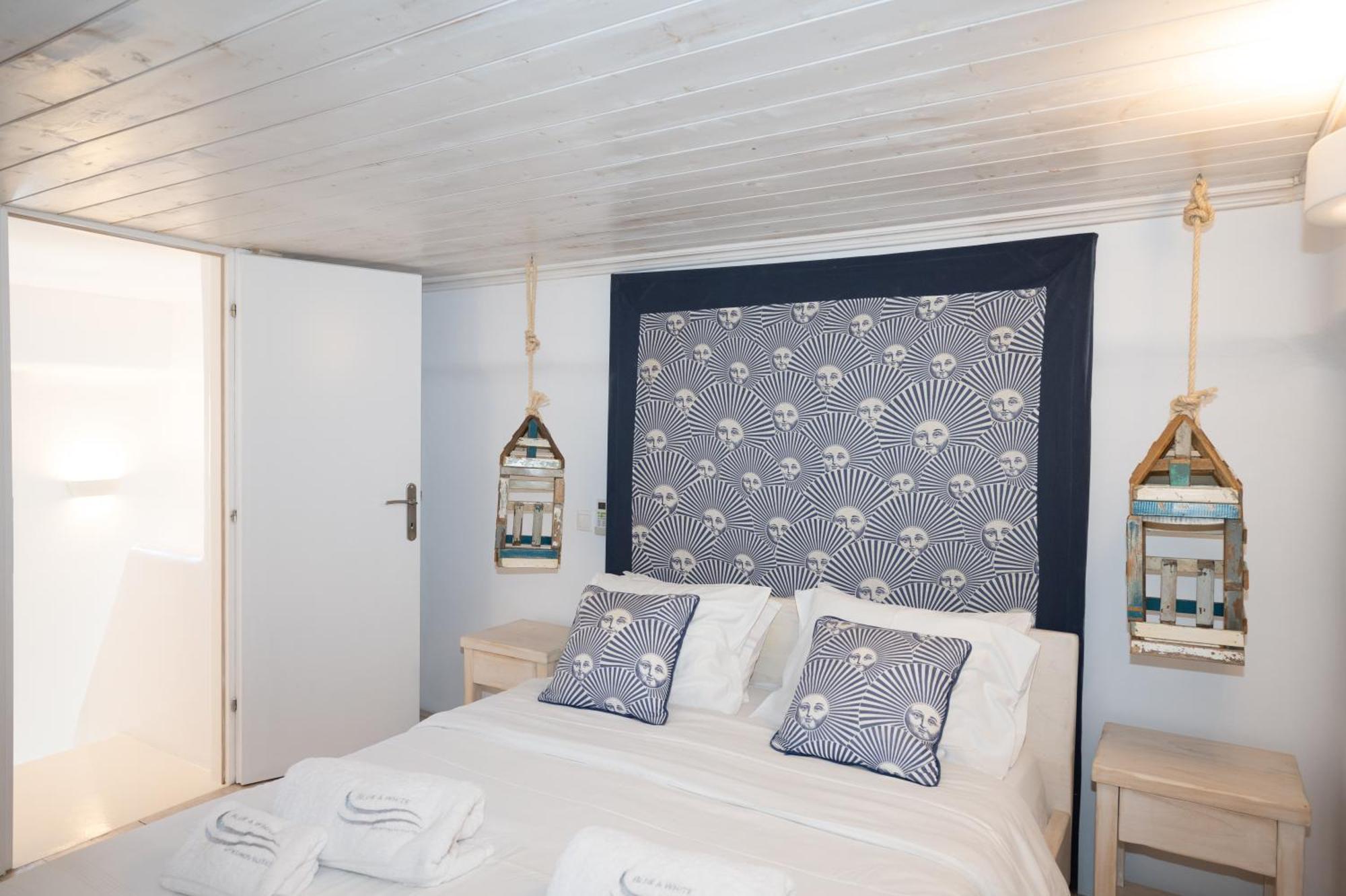 Blue, White And Grey Suites Ornos  Extérieur photo