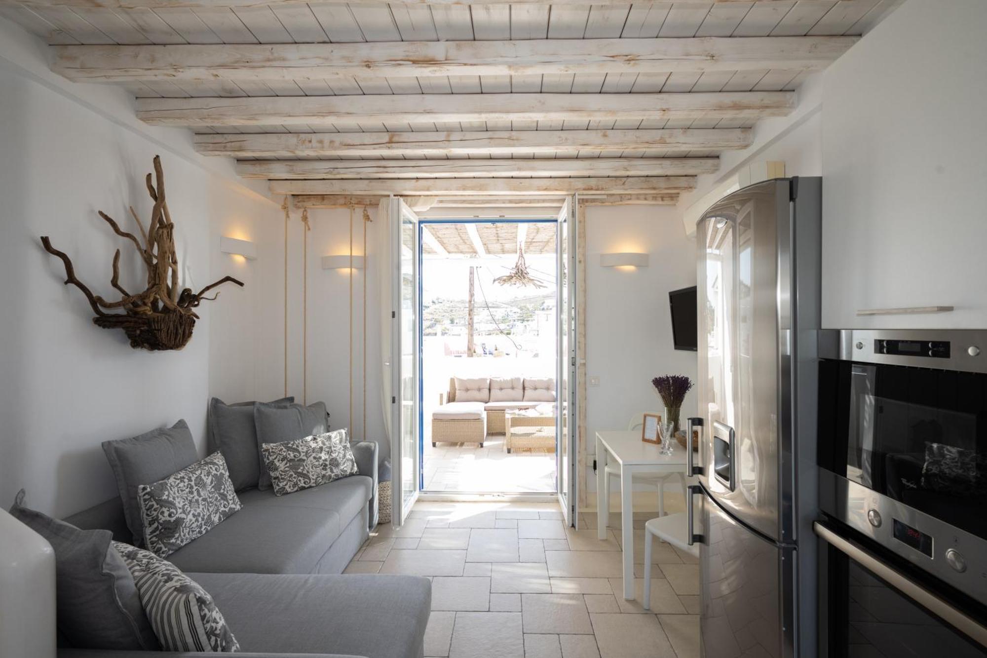 Blue, White And Grey Suites Ornos  Extérieur photo